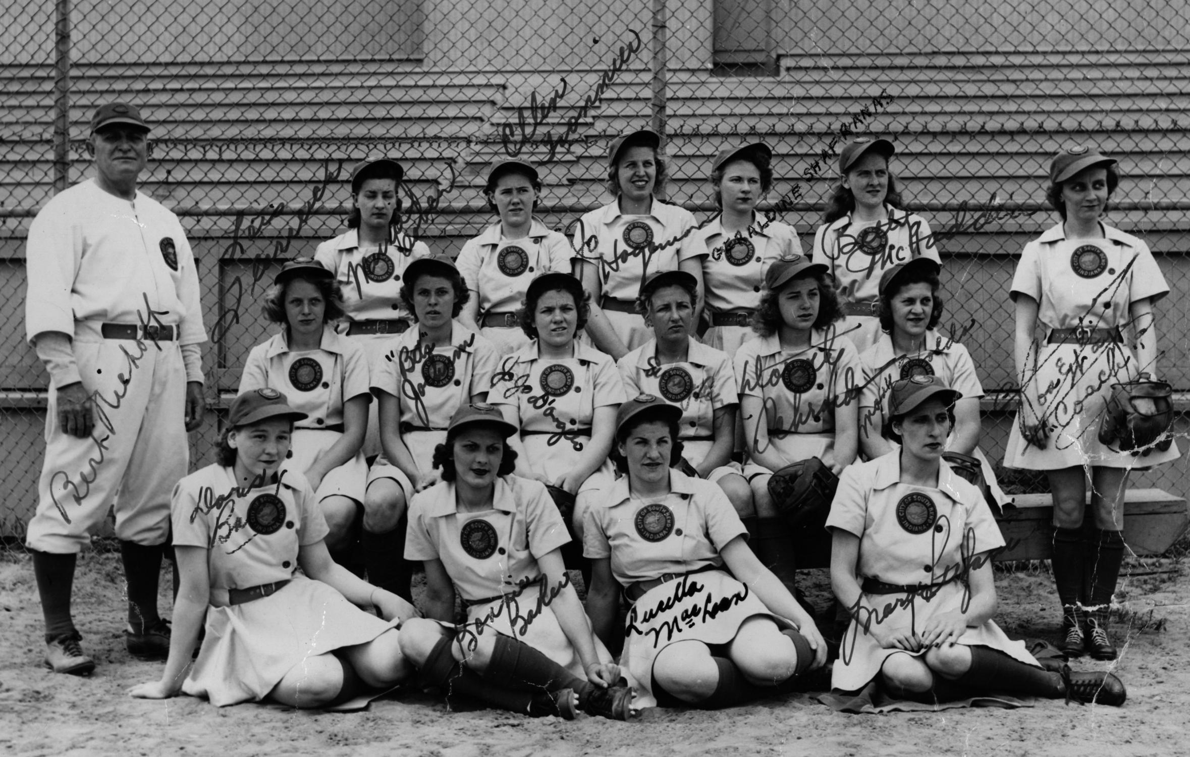 Aagpbl Shined A Light At Wrigley Field In 1943 Baseball Hall Of Fame